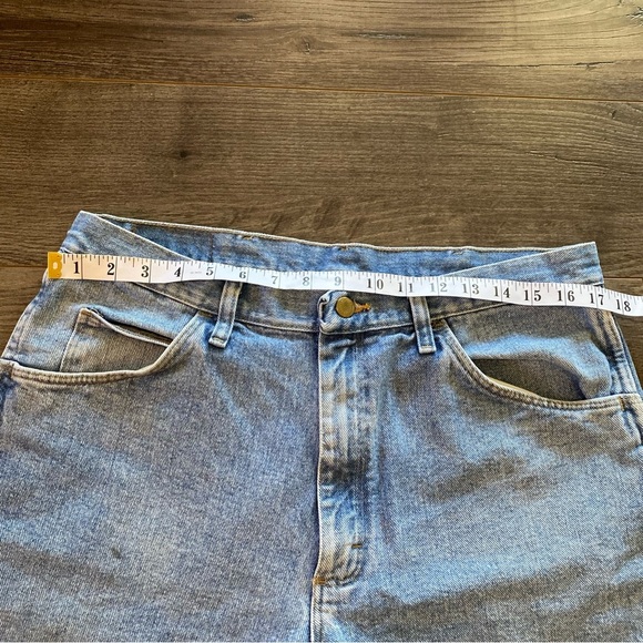 Vintage Wrangler Denim Shorts 100% Cotton mom style shorts - Picture 6 of 10
